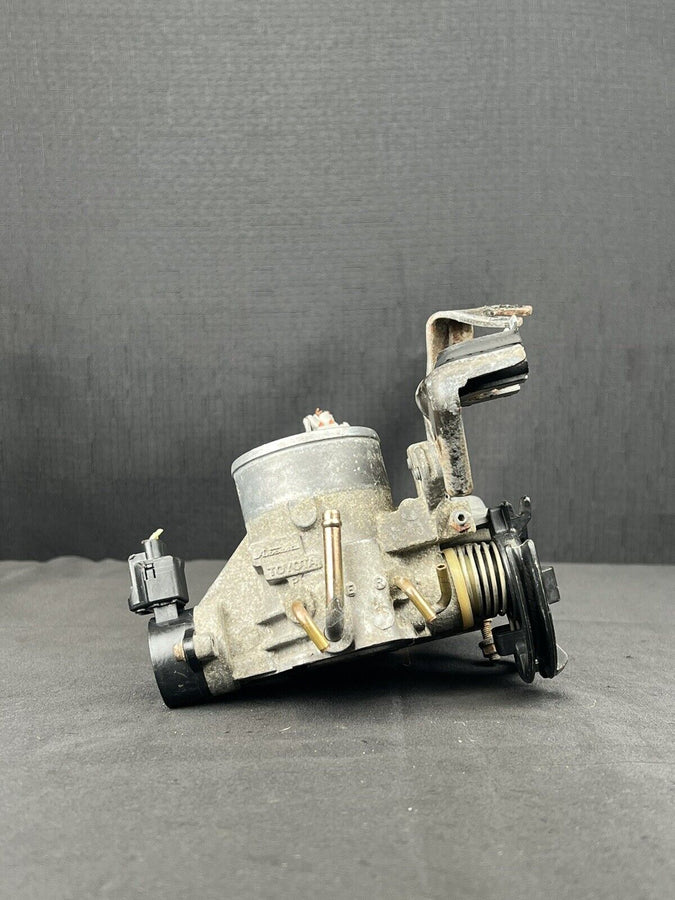 Toyota Camry Throttle Body 2.2l Oem 22210-7A790 1999-2002