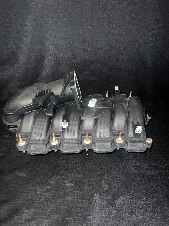 Dodge Durango Intake Manifold Oem 53032774AA 2005-2007 No EGR