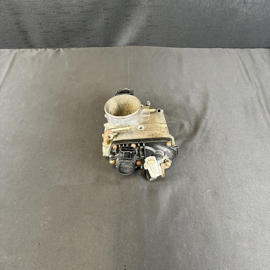 Toyota Tacoma 3.4l Throttle Body Assembly Oem 22030-62020 2001-2004