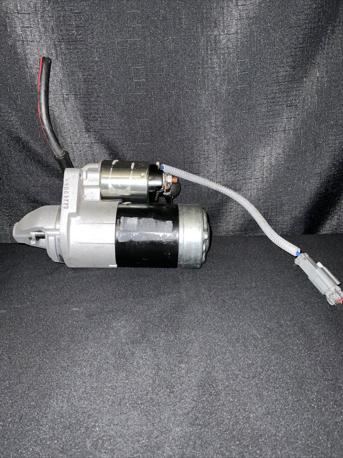 Nissan Pathfinder Motor Assy-Starter 5.6L OEM (23300-7S000) (2004-2012)