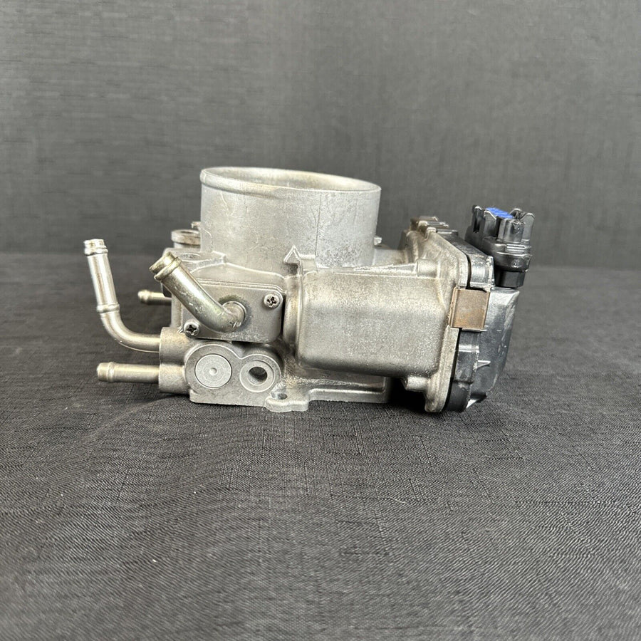 Toyota Tundra Throttle Body Assembly/Motor 4.7L OEM (22030-50170) (02-04)