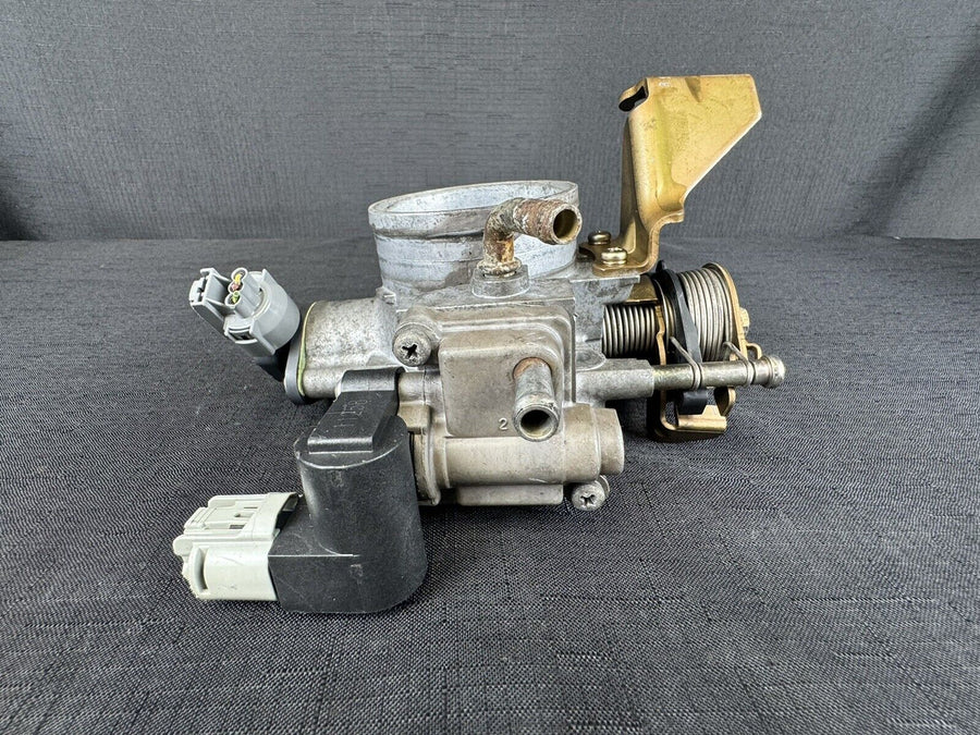 Honda Odyssey Throttle Body 3.5L V6 617283940 OEM 2002-2004