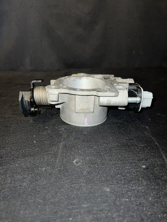 Dodge Durango Throttle Body Assembly 4.7 Mopar 5114397AA 2003-2007