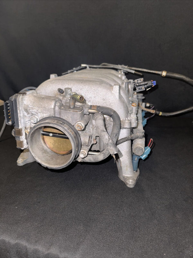 Toyota Tundra  Intake Manifold W TB & Fuel Rail INJ 4.7L 02-05 OEM  22030-50170