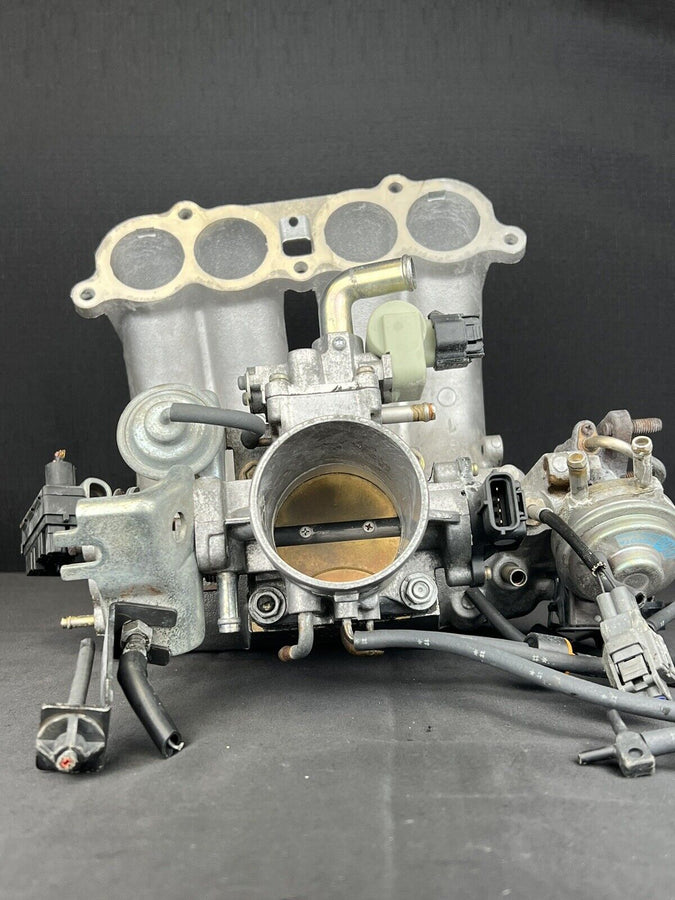 Toyota Tacoma Intake Manifold w/ TB 22210-75180 Auto 2000-2004