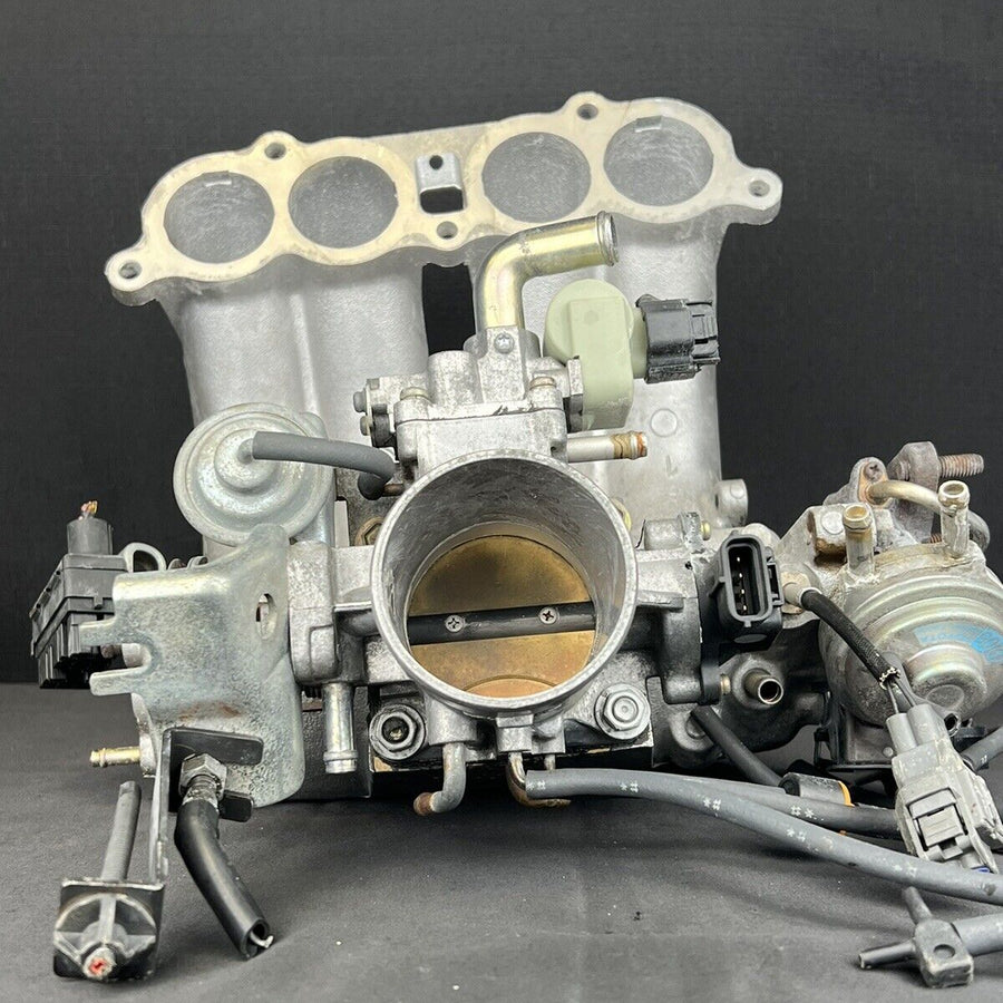 Toyota Tacoma Intake Manifold w/ TB 22210-75180 Auto 2000-2004