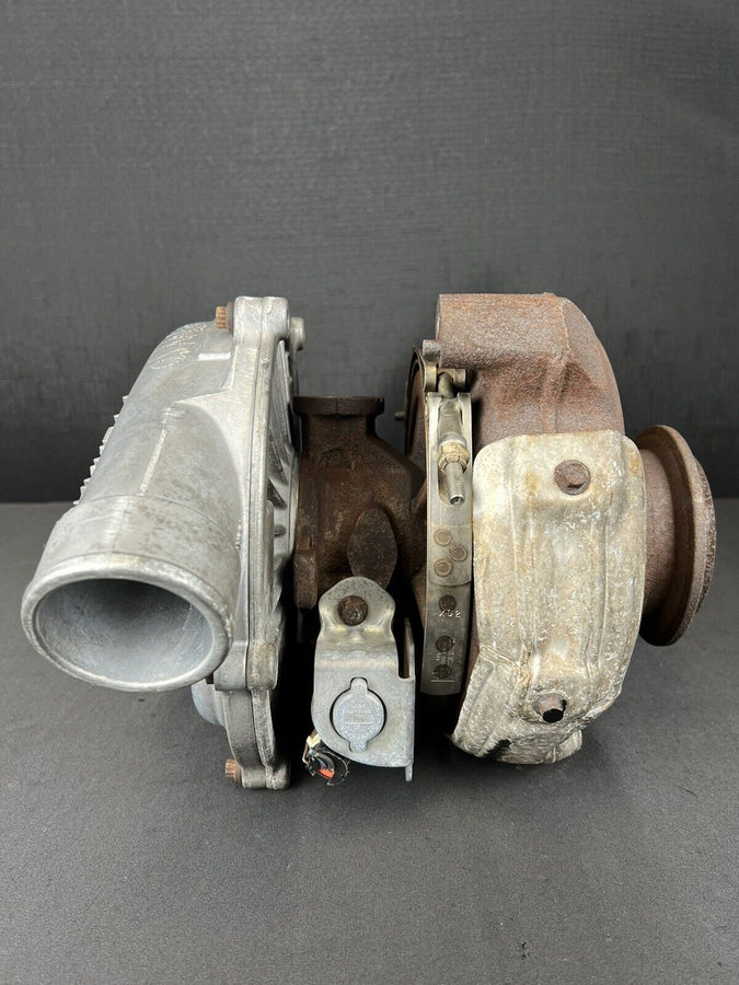Ford F250 F350 Power stoke Diesel Turbo 6.0 OEM (1843761C93) (2004.5-2005.5)