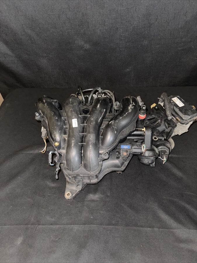 Mazda 3 Intake Manifold/Throttle Body 2.3L OEM (L37313100E) (2004-2009)