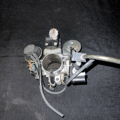 Toyota Camry Throttle Body 2.2L (22210-03060) OEM 1997-2000