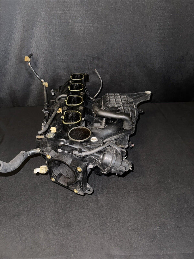 Mazda 3 Intake Manifold 2.0L OEM Non-Sky Active 2010-2013 *