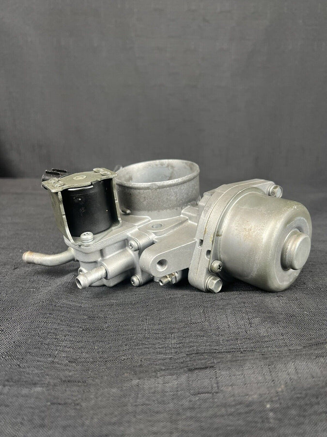Hyundai Santa Fe Throttle Body 3.5L E0T70472 OEM 2003-2005