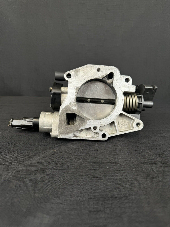 Dodge Durango Throttle Body 3.7L 53013557AD OEM 2005-2006