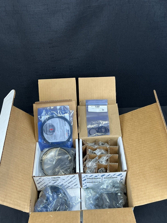 MAHLE PISTONS 930200840 FORGED FLAT TOP 4.040 BORE SBC (8)