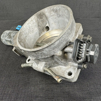 Chevrolet Tahoe 4.8L V8 Throttle Body OEM 17098019 2000-2002