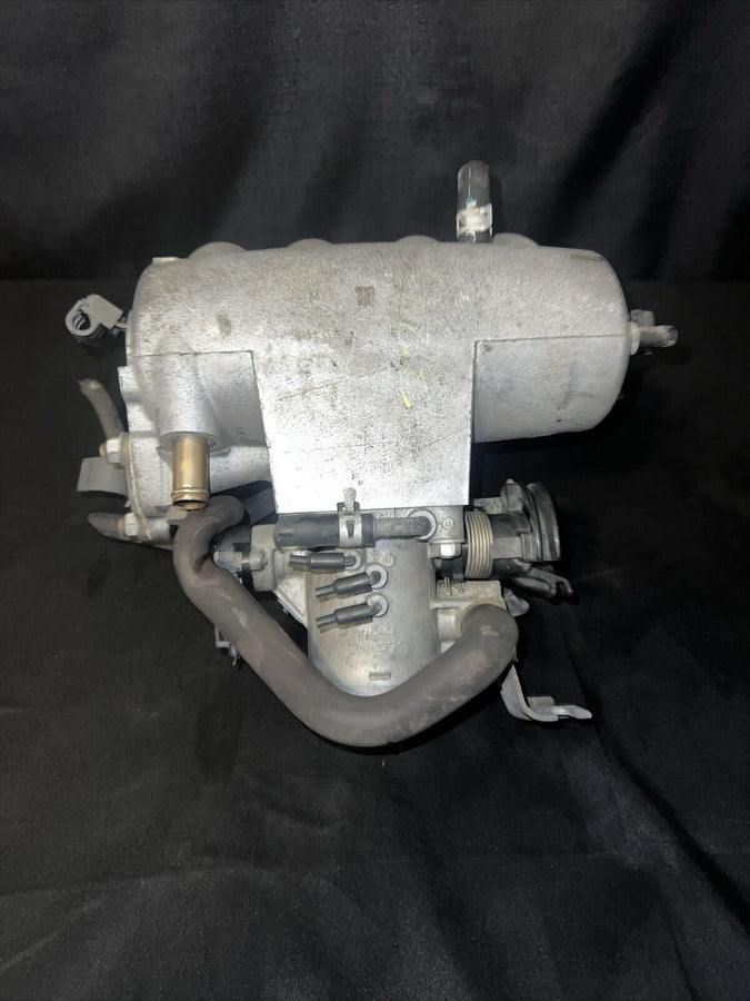 Toyota Tacoma Throttle Body 2.7L & 2.4L  00-04 (22210-75250) AT OE