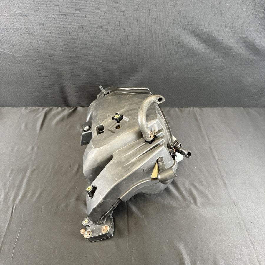 Hummer H3 Intake Manifold 3.5L/3.7L OEM 2006-2007