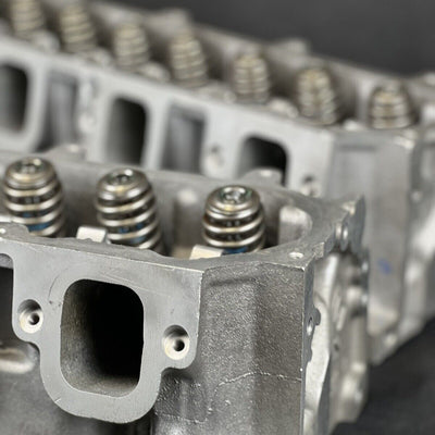 L83 GM 5.3L Cylinder Head Assembly Silverado 12620214