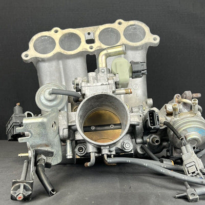 Toyota Tacoma Intake Manifold w/ TB 22210-75180 Auto 2000-2004