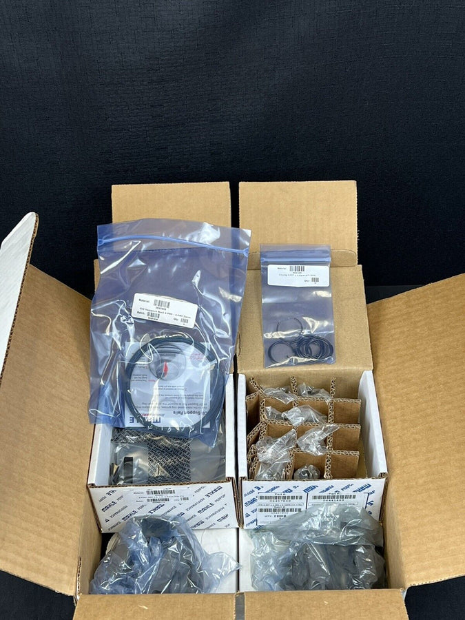 MAHLE PISTONS 930200840 FORGED FLAT TOP 4.040 BORE SBC (8)