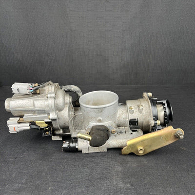 ToyotaTundra Throttle Body Assembly 4.7L 22030-50142 2000-2002