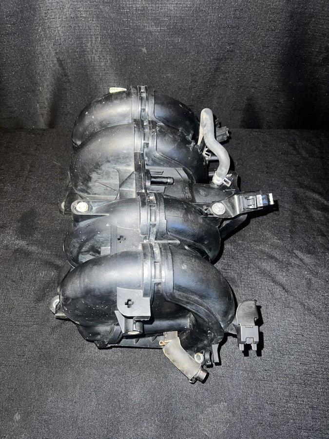 Toyota Tacoma Intake Manifold 2.7l (17120-0C020) OEM 2005-2015