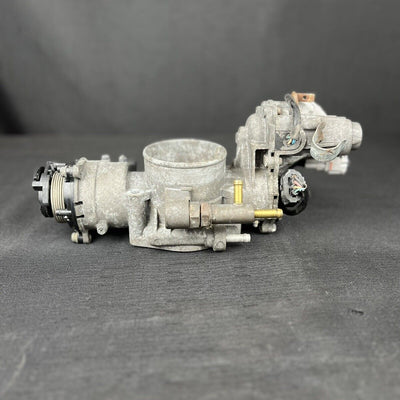 Toyota Sequoia Throttle Body Assembly 4.7L 22030-50142 2001-2002