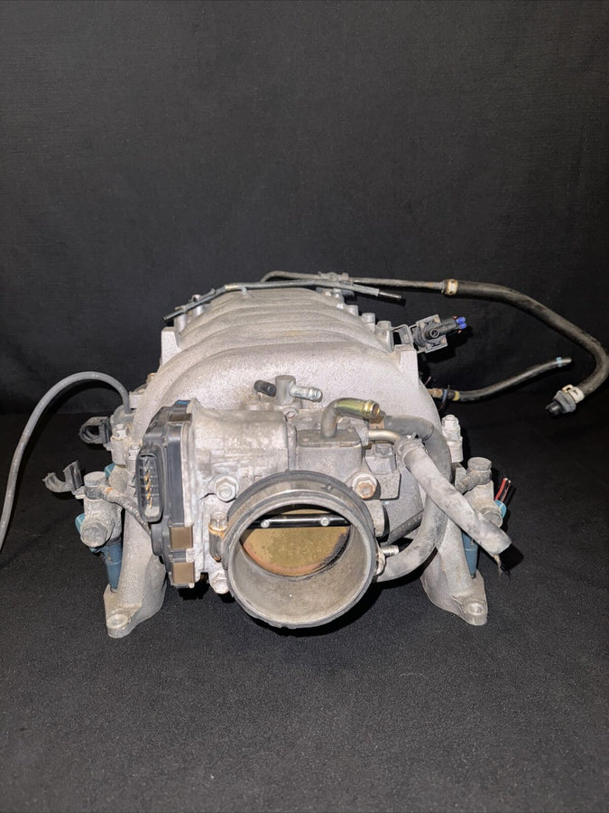 Toyota Tundra  Intake Manifold W TB & Fuel Rail INJ 4.7L 02-05 OEM  22030-50170