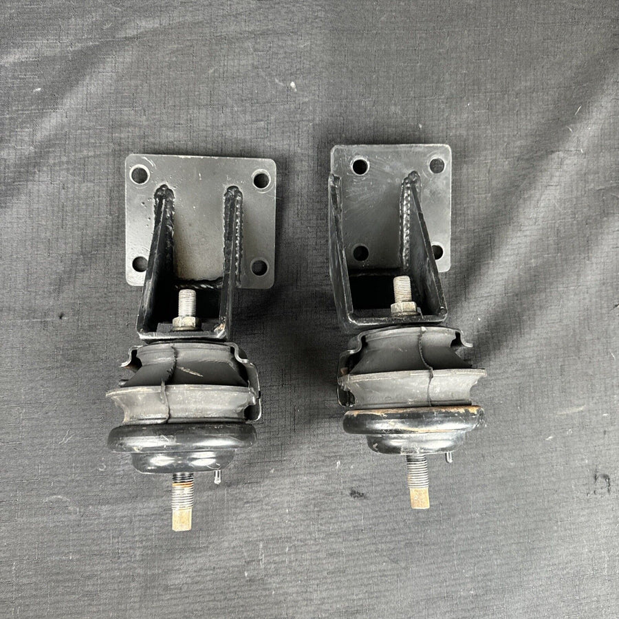 Toyota Supra MK3 1JZ 2JZ Swapped Engine Engine Mount Bracket with Mounts