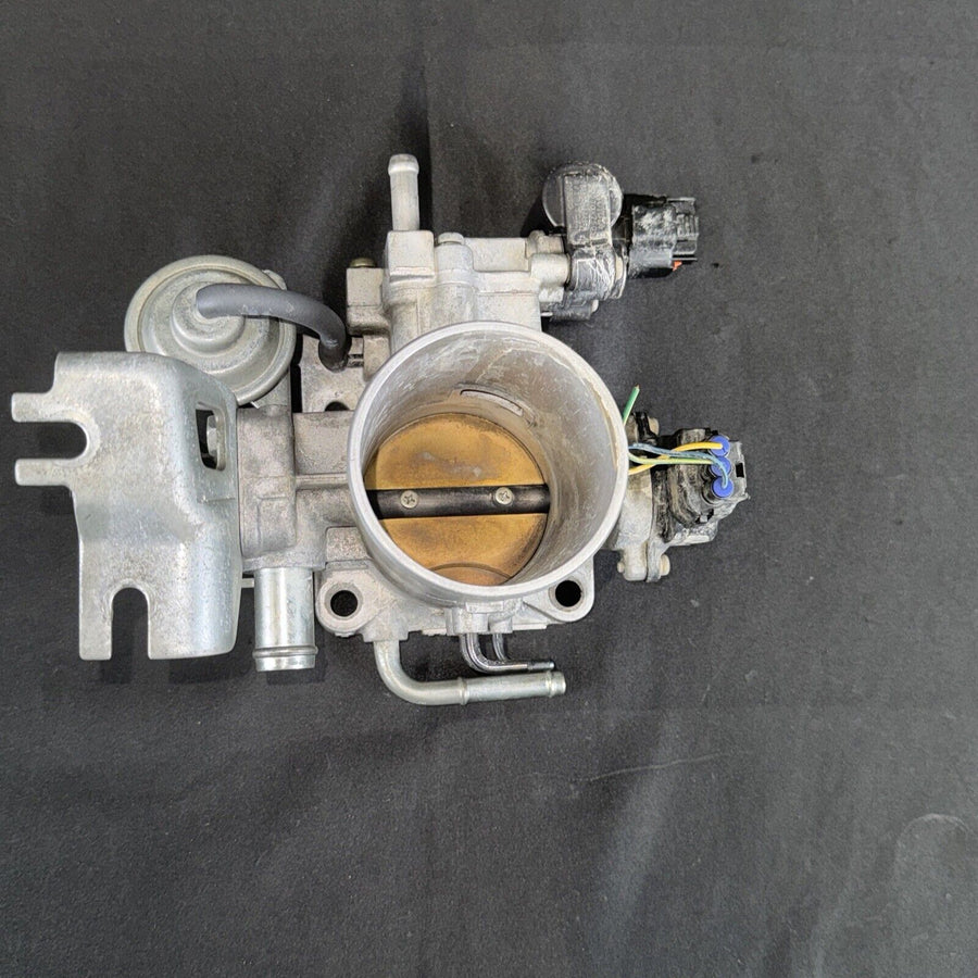 Toyota Tacoma Throttle Body  2.7L & 2.4L 00-04 (22210-75250) 4 Runner AT