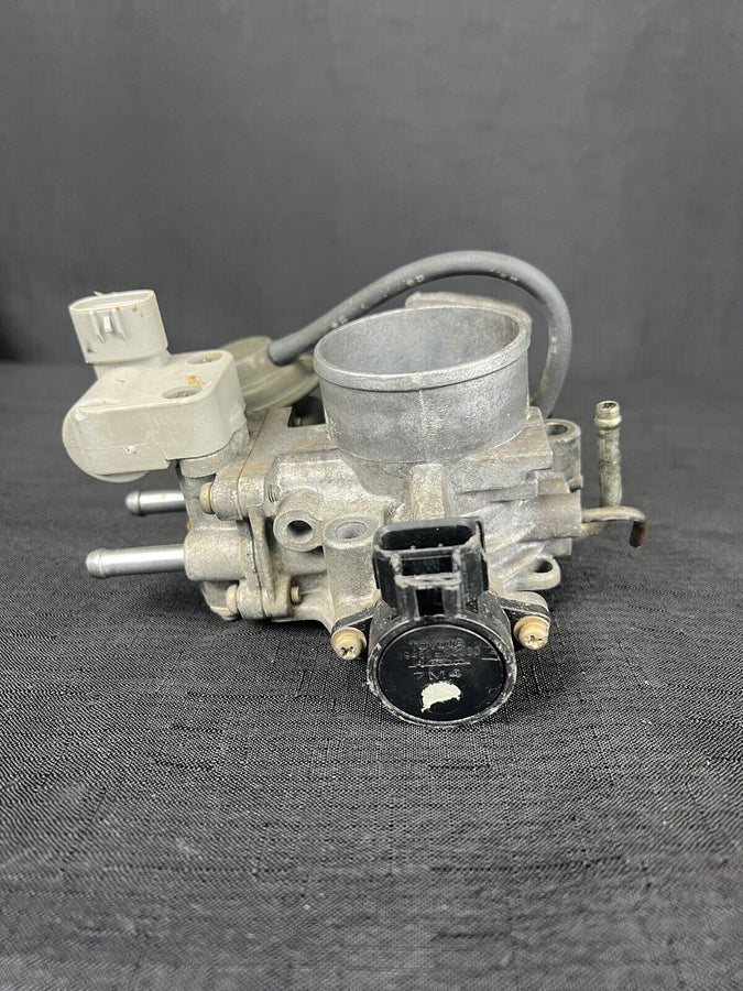 Toyota Solara Throttle Body 2.2L OEM 22210-7A360 1999-2001
