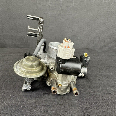 Toyota Camry Throttle Body 2.2L OEM 22210-7A360 1999-2001