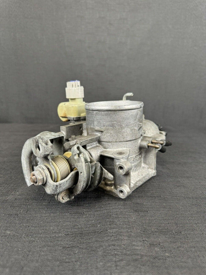 Toyota 4Runner Throttle Body 3.4L 22210-62220 OEM 1996-1999