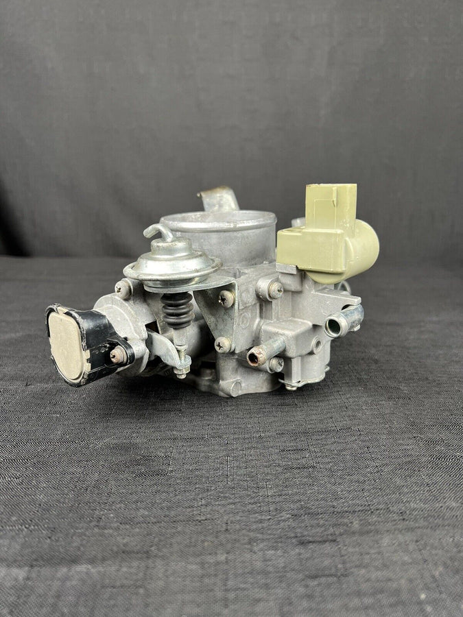 Toyota Tundra Throttle Body 3.4L 22210-62220 OEM 2000-2003