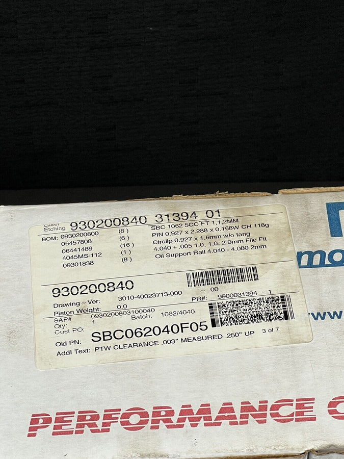 MAHLE PISTONS 930200840 FORGED FLAT TOP 4.040 BORE SBC (8)