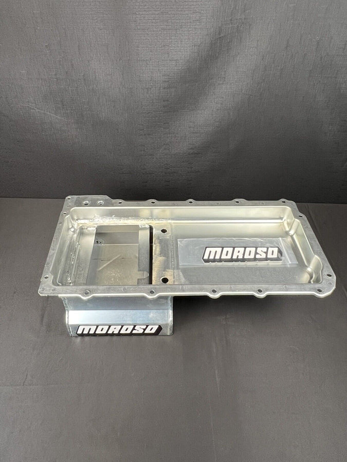 Moroso 20140 LS Swap (w/Rear Sump + Two -10An Fittings)  7qt
