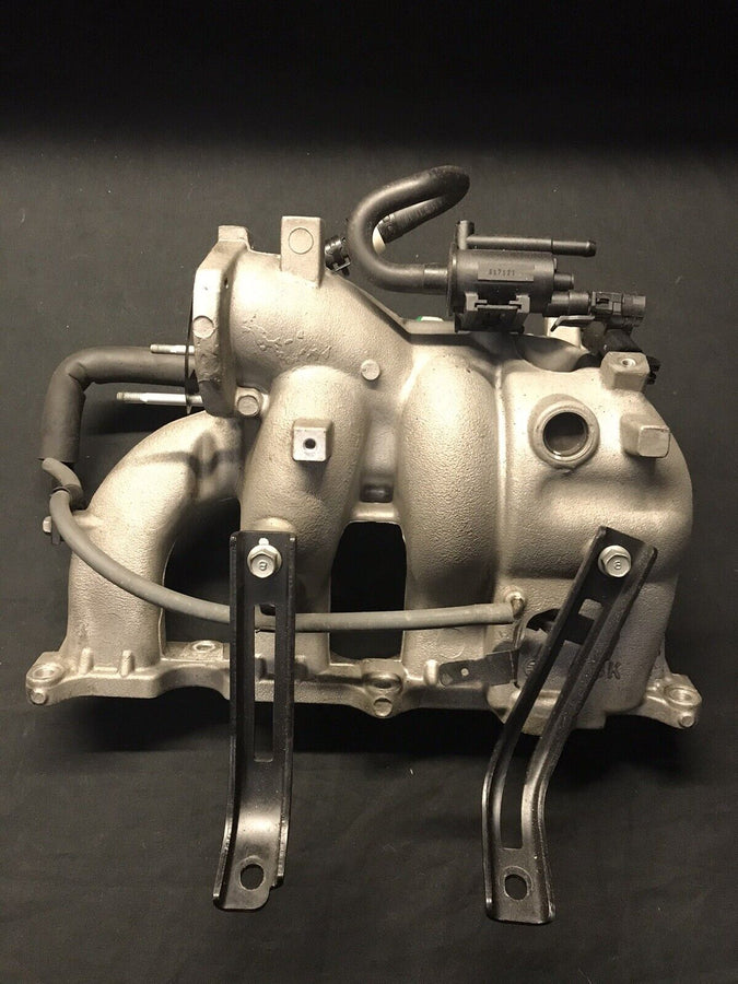 Hyundai Genesis Coupe A/T 2.0L Intake Manifold OEM (2008-2012)