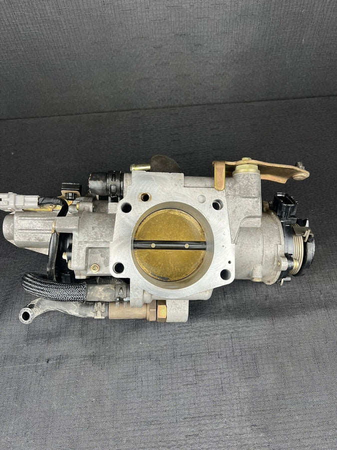ToyotaTundra Throttle Body Assembly 4.7L 22030-50142 2000-2002