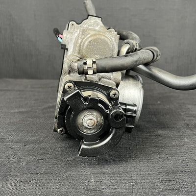 Toyota Tacoma 3.4l Throttle Body Assembly Oem 22030-62020 2001-2004