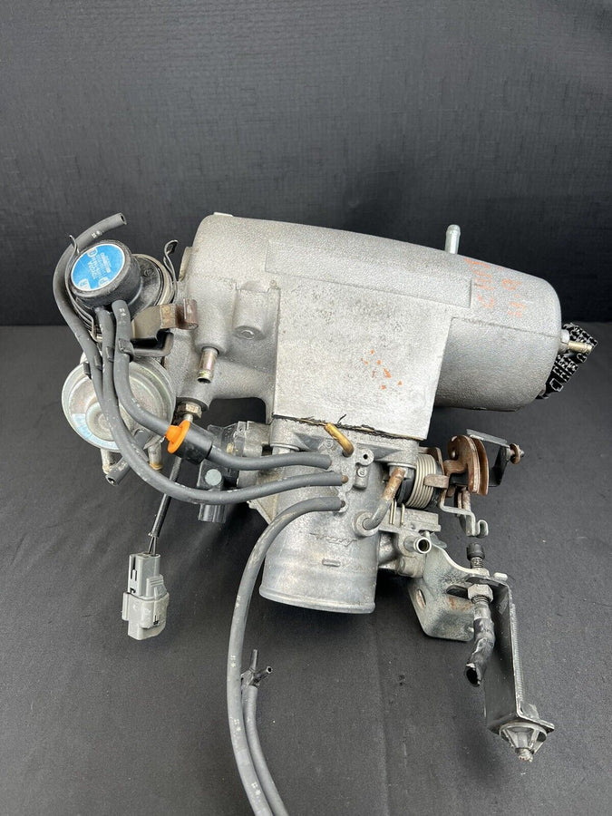 Toyota Tacoma Intake Manifold w/ TB 22210-75180 Auto 2000-2004