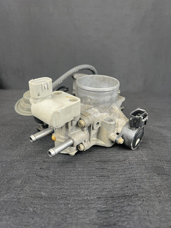 Toyota Solara Throttle Body 2.2L OEM 22210-7A360 1999-2001