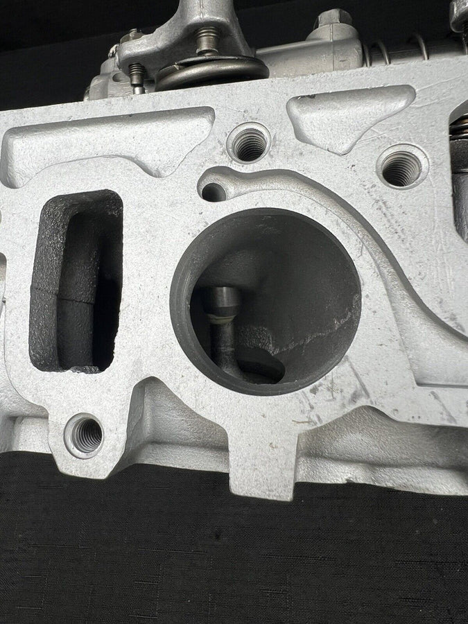 Mitsubishi/Clark 4G54 Forklift Cylinder Head w/ valves springs Complete CL909852