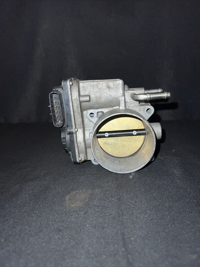 Toyota Avalon Throttle Body Assembly W/Motor 3.5L OEM (22030-0P050) (2006-2018)