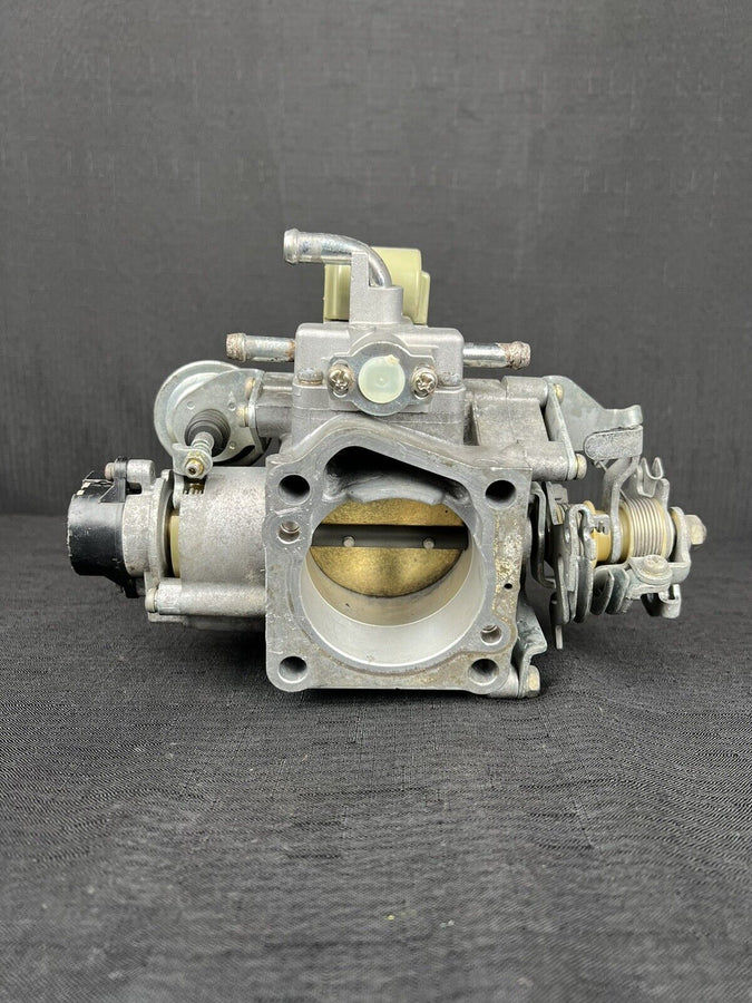 Toyota Tundra Throttle Body 3.4L 22210-62220 OEM 2000-2003
