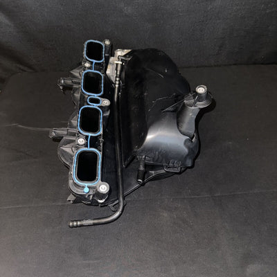 GM Chevrolet Impala Intake Manifold Assembly 2.5L OEM (12639885) (2014-2019)
