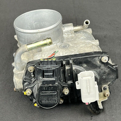 Toyota Tacoma 3.4l Throttle Body Assembly Oem 22030-62020 2001-2004