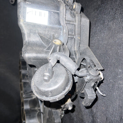 2011-2014 KIA SEDONA Upper Engine Air Intake Manifold 3.5L 6 Cylinder FWD A/T G