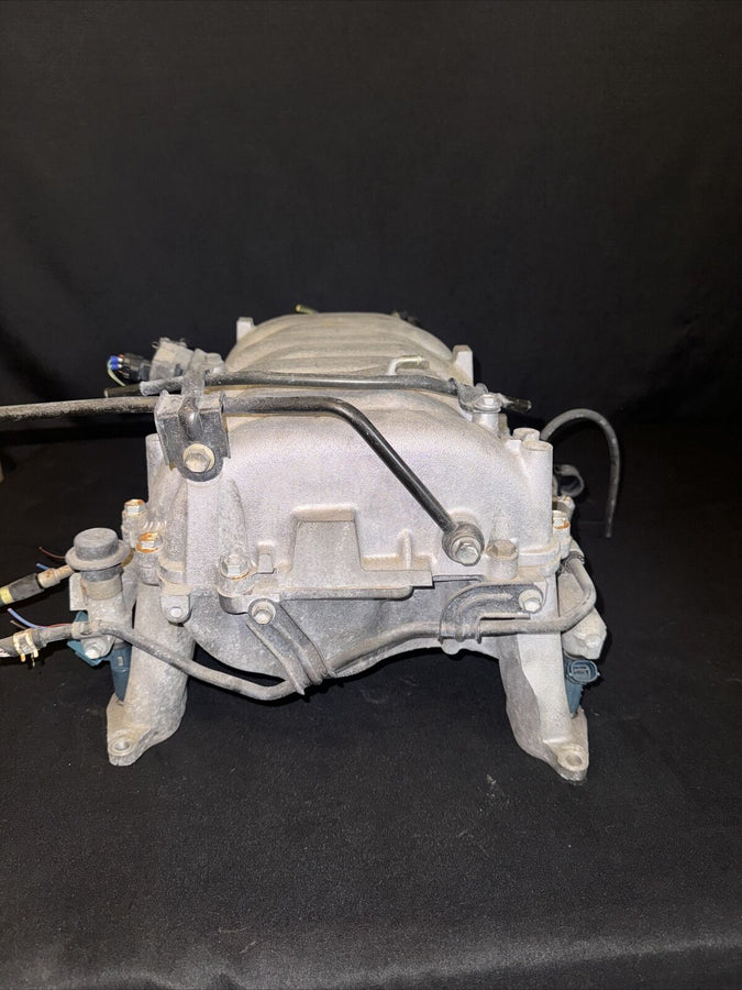 Toyota Tundra  Intake Manifold W TB & Fuel Rail INJ 4.7L 02-05 OEM  22030-50170