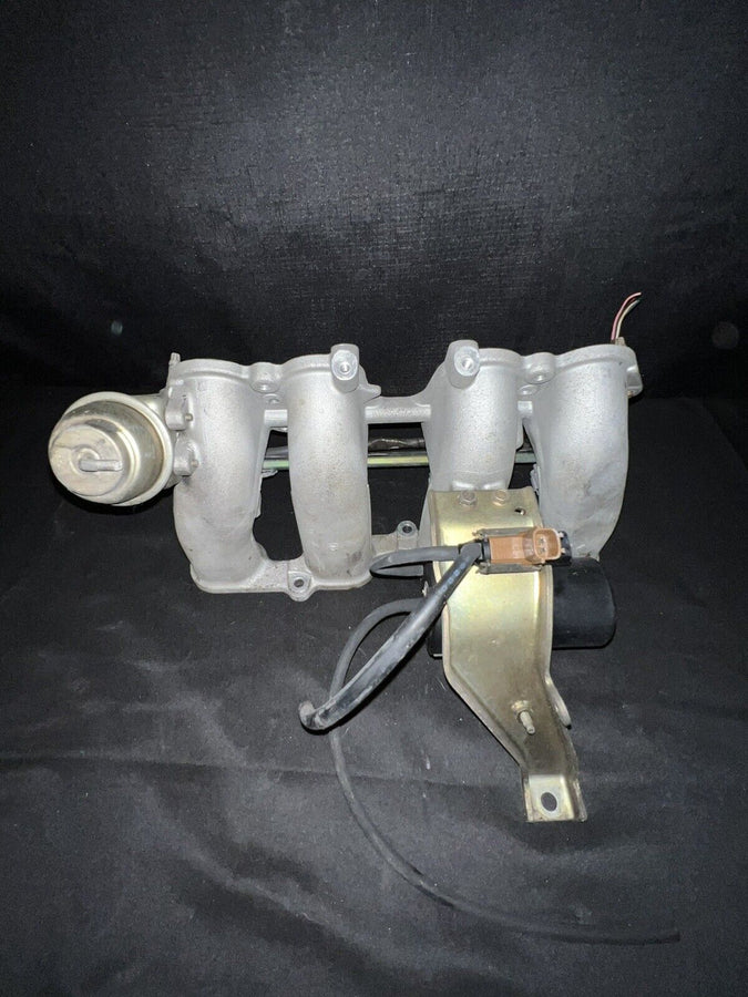 Nissan Altima 2.5L Intake Manifold 14001-8J001 Upper/Lower/TB 2002-2006