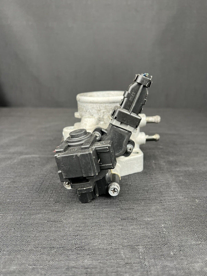 Hyundai Tucson throttle body 2.7l 35100-37420 OEM 2005-2009
