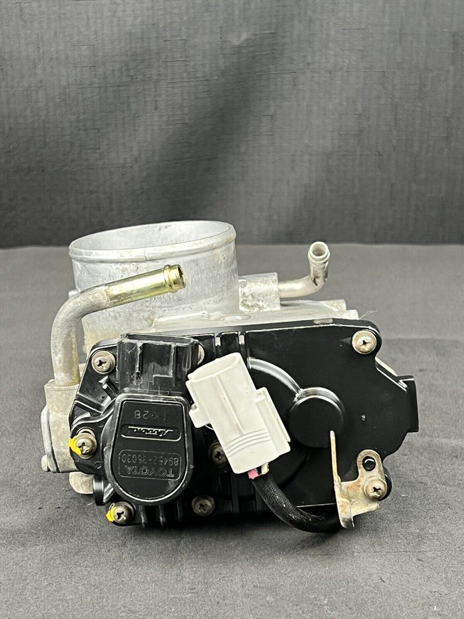 Toyota Tacoma Throttle Body Assembly 89452-35030 Oem 22030-62020 2001-2004